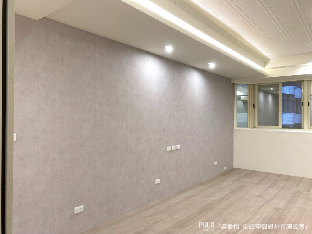 超耐磨地板裝潢實例:開箱新北40坪中古屋,運用木地板、跳色牆面變換北歐風格 超耐磨地板裝潢實例:開箱新北40坪中古屋,運用木地板、跳色牆面變換北歐風格